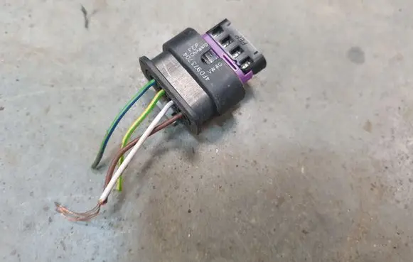 Audi A3 S3 8V Other relay 4F0973704