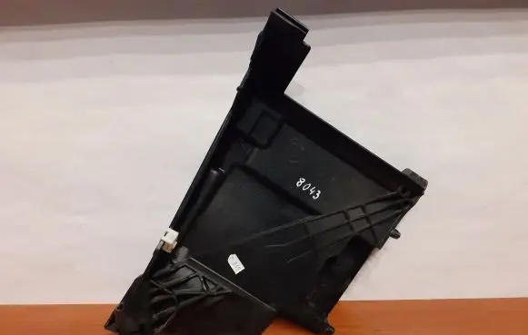 BMW 1 F40 Battery box tray 7473113 8043
