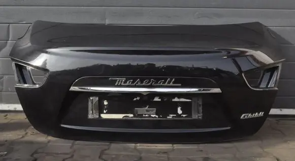 Maserati Ghibli Tailgate/boot cover trim set 