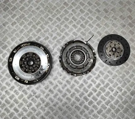 Mercedes-Benz CLA C117 X117 W117 Clutch set kit A0262500501 A6510305405