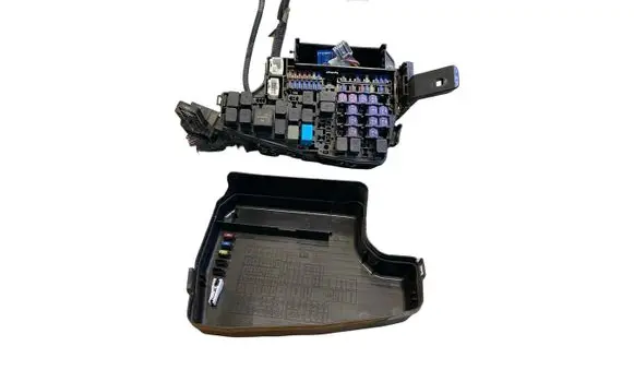 Mazda CX-5 Fuse box set KD4766767 KD4566760 KD4566767