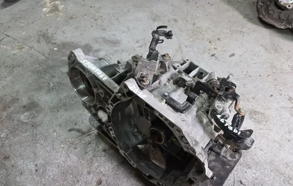 KIA Sportage Manual 6 speed gearbox M6CF4