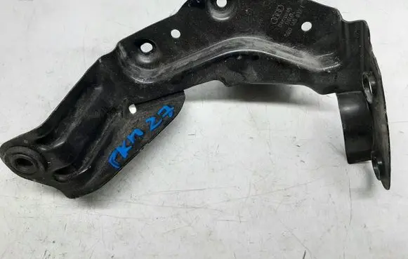 Audi A4 S4 B7 8E 8H Radiator mount bracket 8E0145813FA4B7