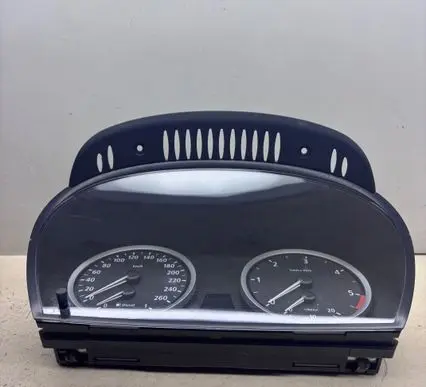 BMW 5 E60 E61 Speedometer (instrument cluster) 62116958600 110080213 A2C53103634