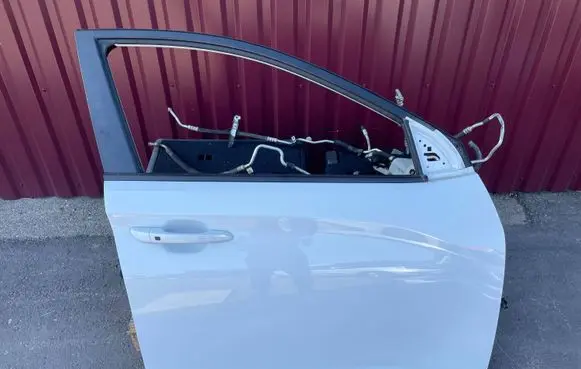 Hyundai Kona I Front door