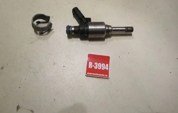 Volkswagen Golf VI Fuel injectors set 06H906036G