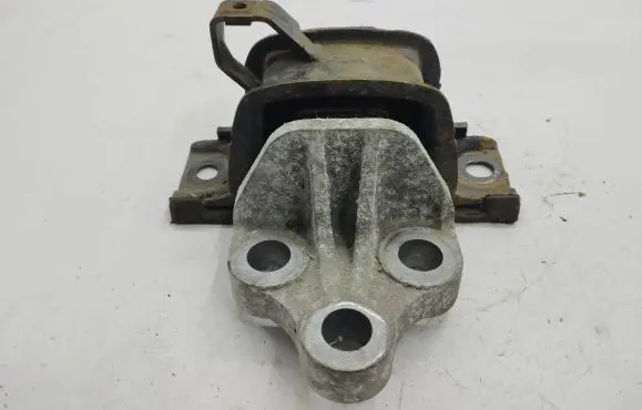 Opel Corsa D Gearbox mount