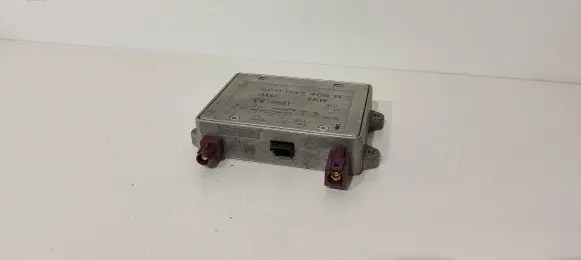 Audi A3 S3 8P Antenna control unit 8E0035456B
