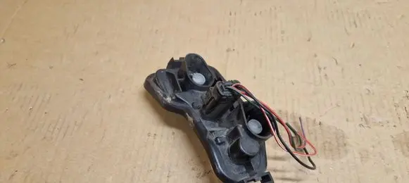 Nissan Qashqai Tail light bulb cover holder 89503244
