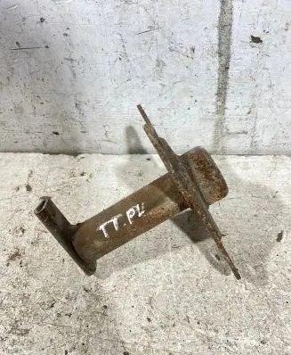 Audi TT Mk1 Front bumper shock/impact absorber 