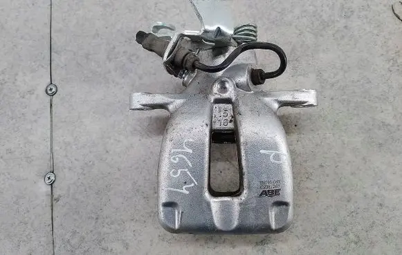 Volkswagen Golf V Rear brake caliper TH793CZH1267ABE
