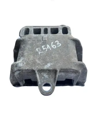 Volkswagen Golf IV Engine mount bracket 1J0199555