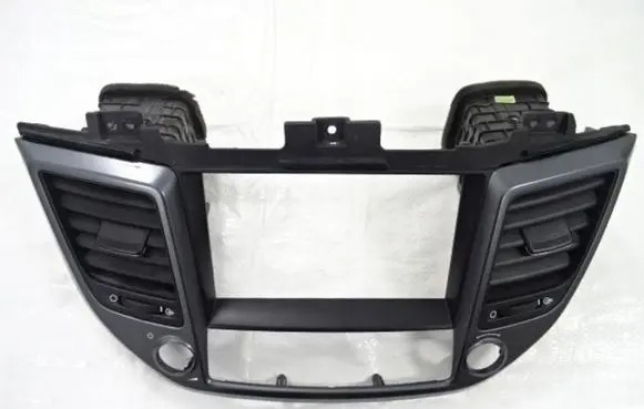 Hyundai Tucson TL Panel trim 84740-D7100