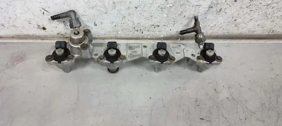 Ford Mondeo MK II Fuel main line pipe 938F9D280AC
