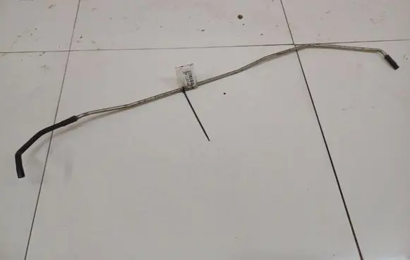 Air conditioning (A/C) pipe/hose