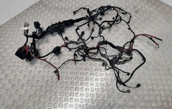 Renault Scenic III - Grand scenic III Engine installation wiring loom 240111696R 9C136391301Z 96911010