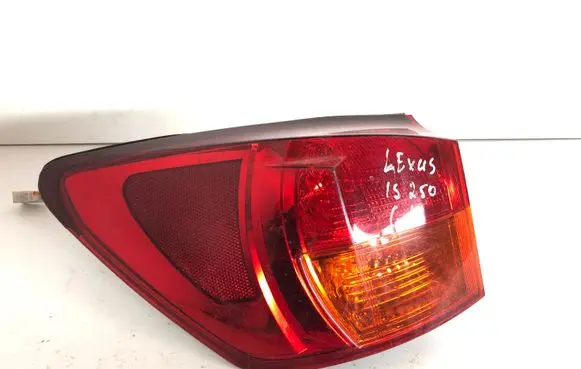 Lexus IS 220D-250-350 Rear/tail lights