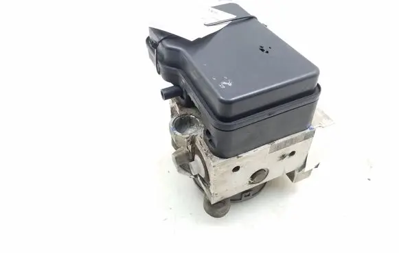 Toyota Land Cruiser (J120) ABS Pump 4451060070