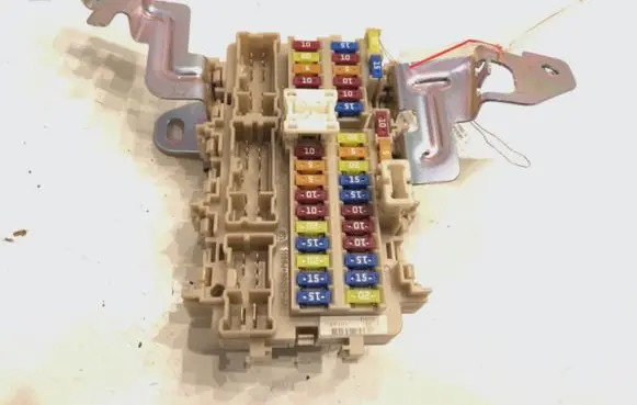 Nissan Qashqai Fuse box set