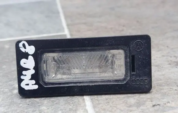Audi A4 S4 B8 8K Number plate light 8T0943021