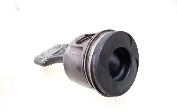 Mercedes-Benz A W169 Piston with connecting rod 8340A
