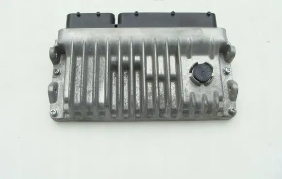 Toyota RAV 4 (XA30) Engine control unit/module 8966142R60