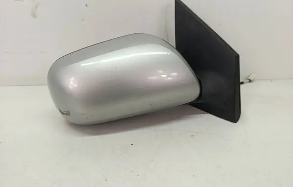 Toyota Corolla E140 E150 Front door electric wing mirror 