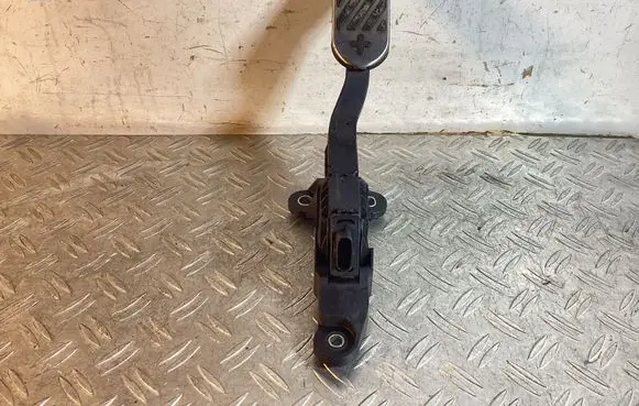 KIA EV6 Accelerator throttle pedal 00136810