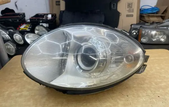 Mercedes-Benz R W251 Headlight/headlamp A2518260291