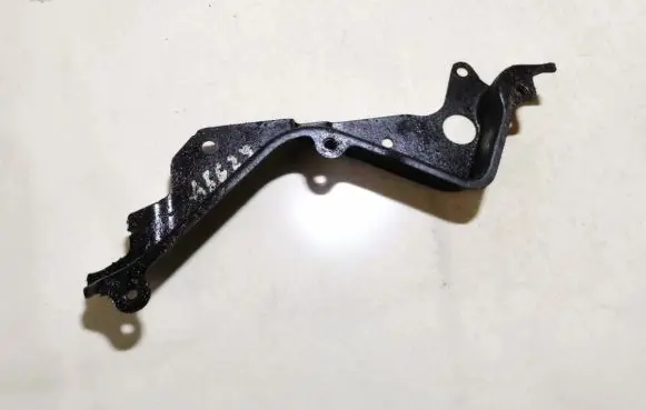 Ford Focus Timing belt guard (cover) 4m5g6m016aa