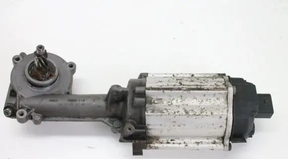 Volkswagen Scirocco Steering rack 1K0909144E