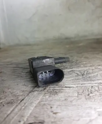 Skoda Octavia Mk2 (1Z) Exhaust gas pressure sensor 0281002760