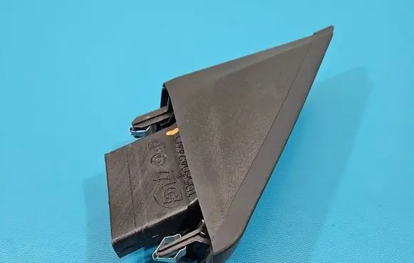 Maserati Quattroporte Center console 105804244CL IMPRK1533115