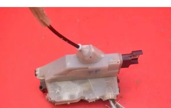 Citroen C4 Cactus Front door lock PSA016899