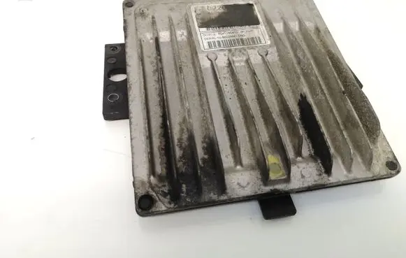 Renault Kangoo II Engine control unit/module R0410B041C 86223941