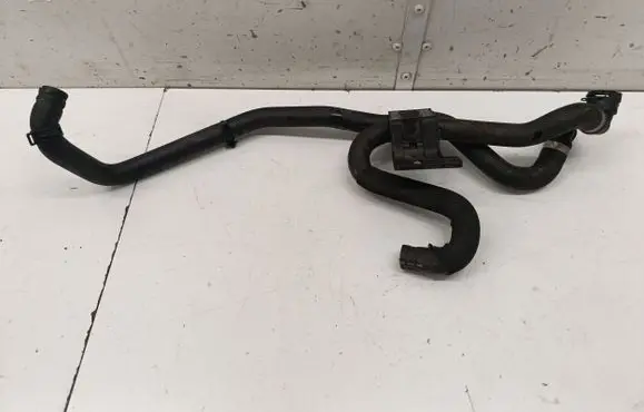 Mercedes-Benz GLA W156 Engine coolant pipe/hose A2468303196 A2468303396