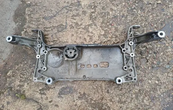Volkswagen PASSAT B6 Front subframe 3C0199369F
