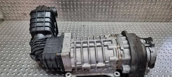 Volkswagen Golf VI Supercharger S18031527 03C276