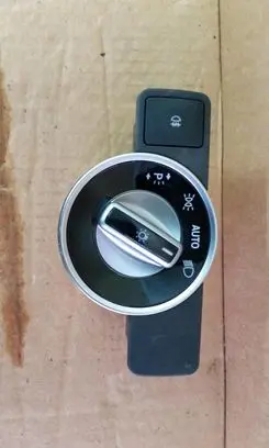 Mercedes-Benz E W212 Light switch 2129050551