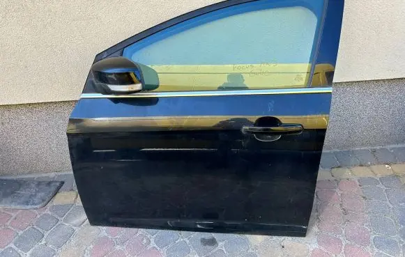 Ford Focus ST Front door fox3drz