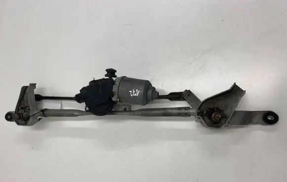 Subaru Forester SH Front wiper linkage and motor 86511SC010