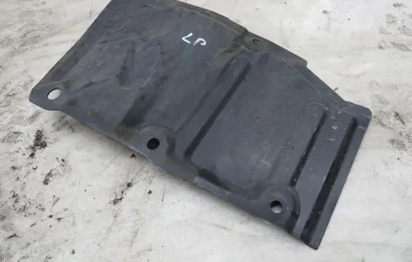 Toyota Verso Engine cover (trim) KRIS235789