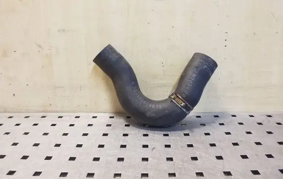 Subaru Legacy Engine coolant pipe/hose