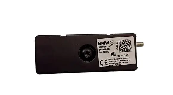 BMW X5 G05 Aerial antenna amplifier 65206839352 6839352