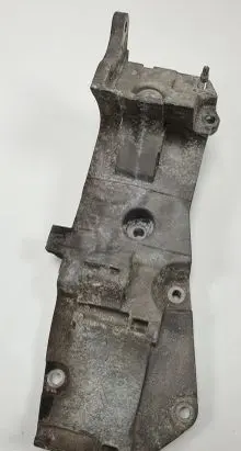 Citroen C5 Generator/alternator bracket 9U3219K341AD
