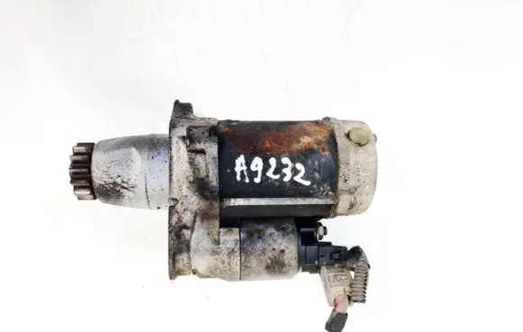 Toyota Avensis T250 Starter motor 8282320080