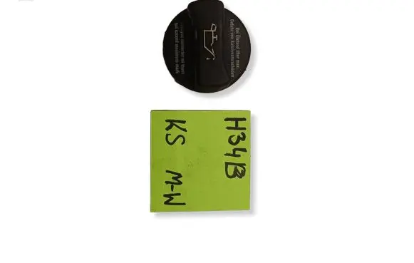 Volkswagen PASSAT B5 Oil filler cap 5639563295636