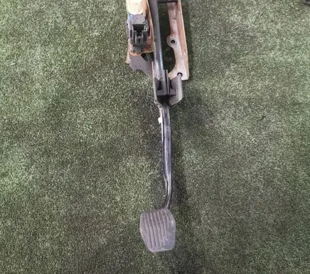 Ford Focus C-MAX Brake pedal 3M512467AN