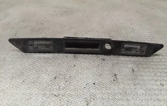 Audi A6 S6 C6 4F Trunk door license plate light bar 8E0827574C