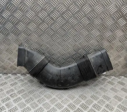 BMW 5 F10 F11 Air intake duct part 8509067